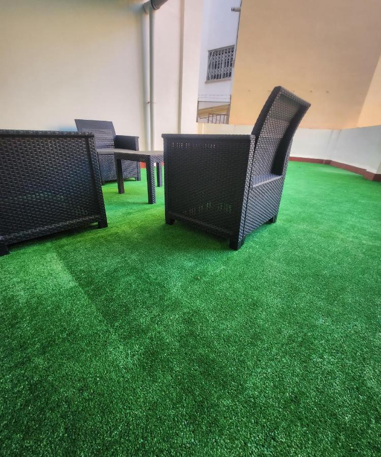 קרטחנה Apartamentos En Alameda Junto Al Corte Ingles מראה חיצוני תמונה