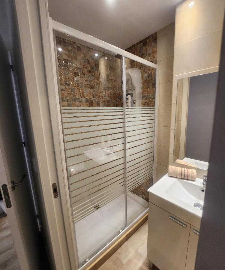 קרטחנה Apartamentos En Alameda Junto Al Corte Ingles מראה חיצוני תמונה