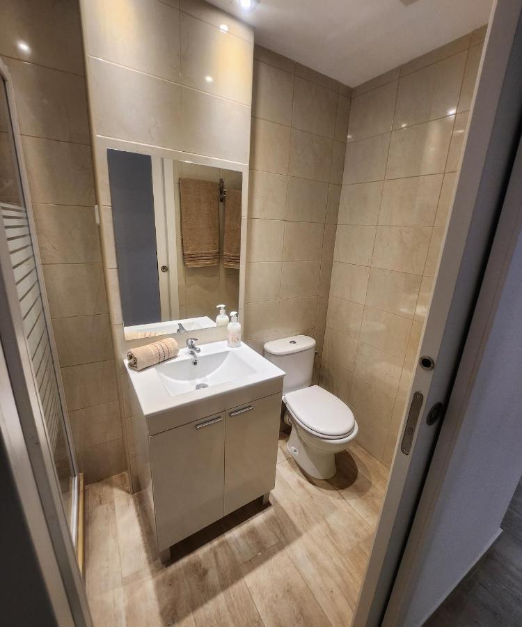 קרטחנה Apartamentos En Alameda Junto Al Corte Ingles מראה חיצוני תמונה